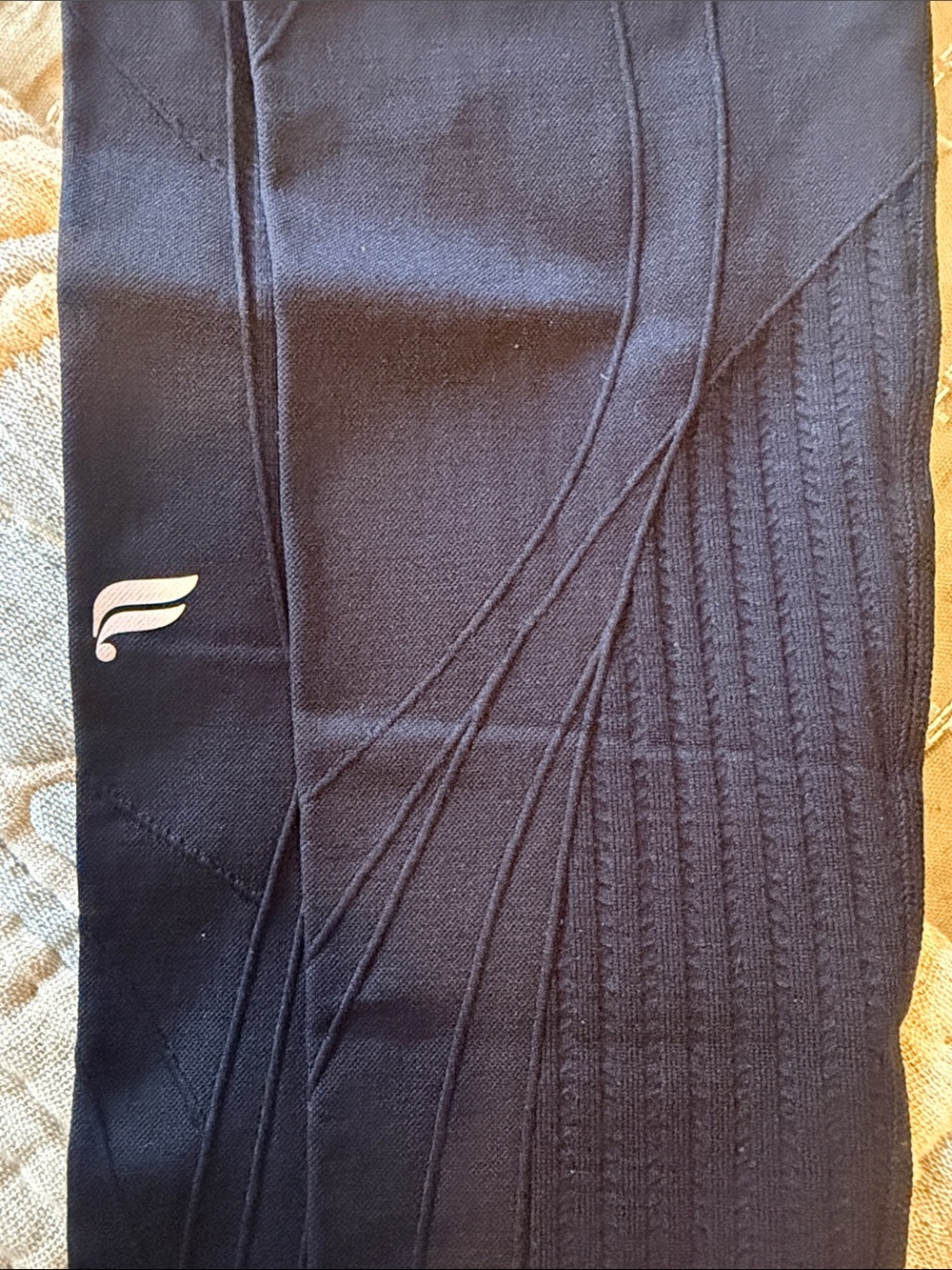 NWT Fabletics Seamless High-Waisted Legging - 2 pair - Picture 4 of 9